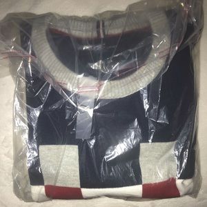 Tommy Hilfiger sweater